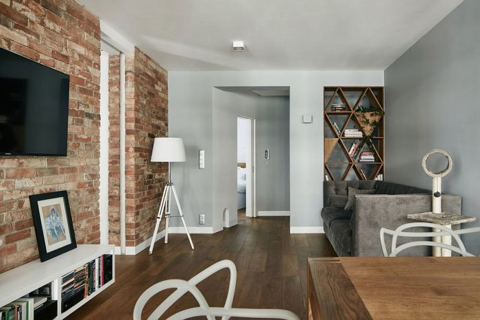 How to decorate an apartment with brick walls